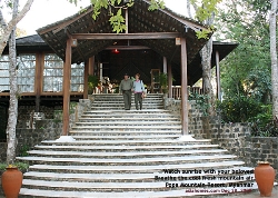 Popa Mountain Resort is a romantic stay for sweethearts. Asiahomes.com